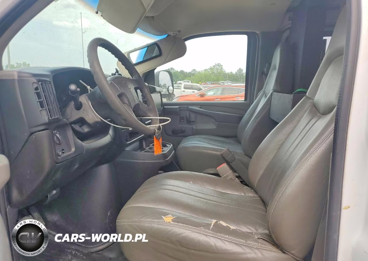 2004 Chevrolet Express G1500 Delivery Van VIN:1GCFG15T941115520 - 7