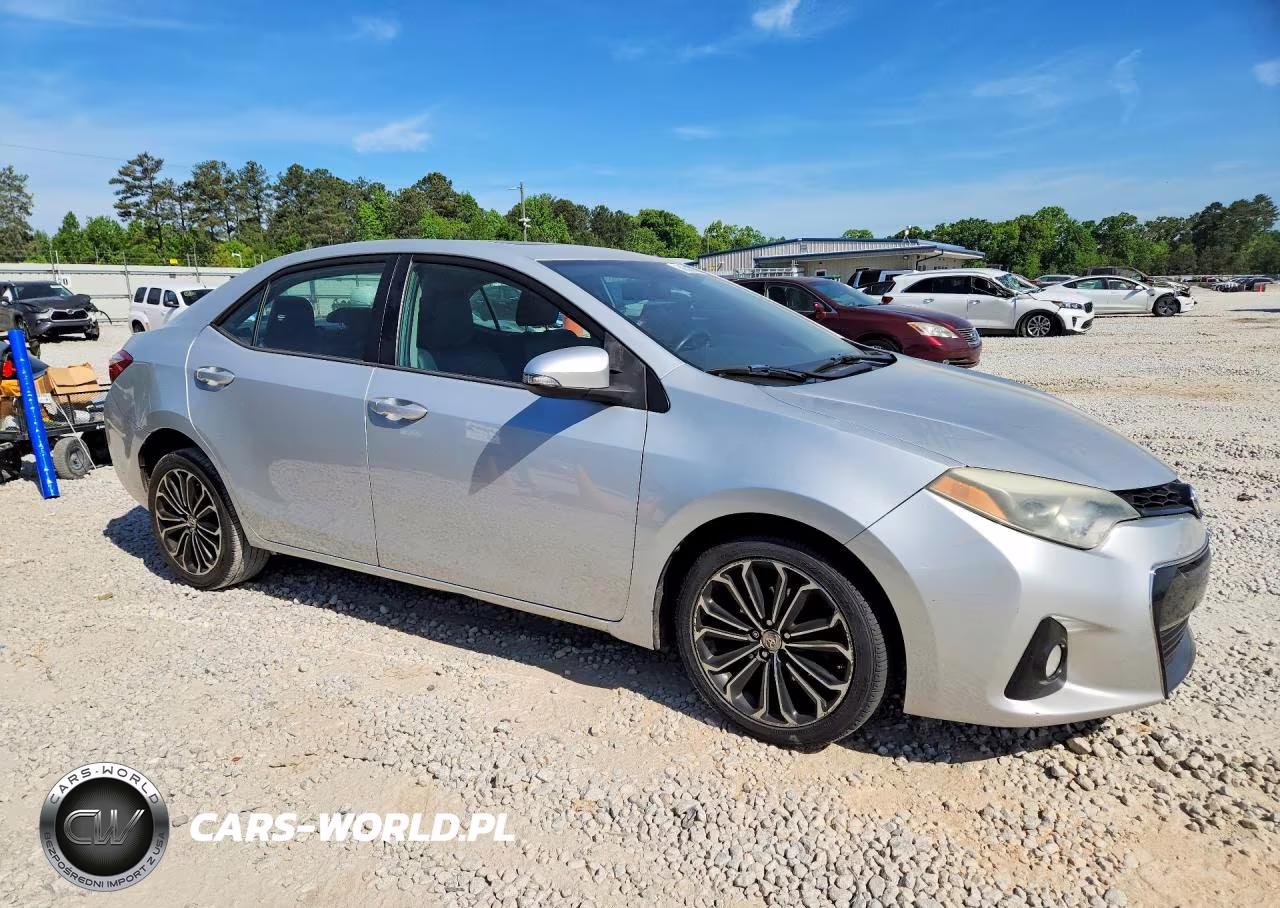 2015 Toyota Corolla S Plus VIN:2T1BURHE2FC296431 - 4