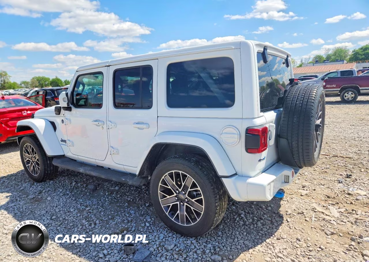 2023 Jeep Wrangler Sahara 4Xe VIN:1C4JJXP66PW540111 - 2