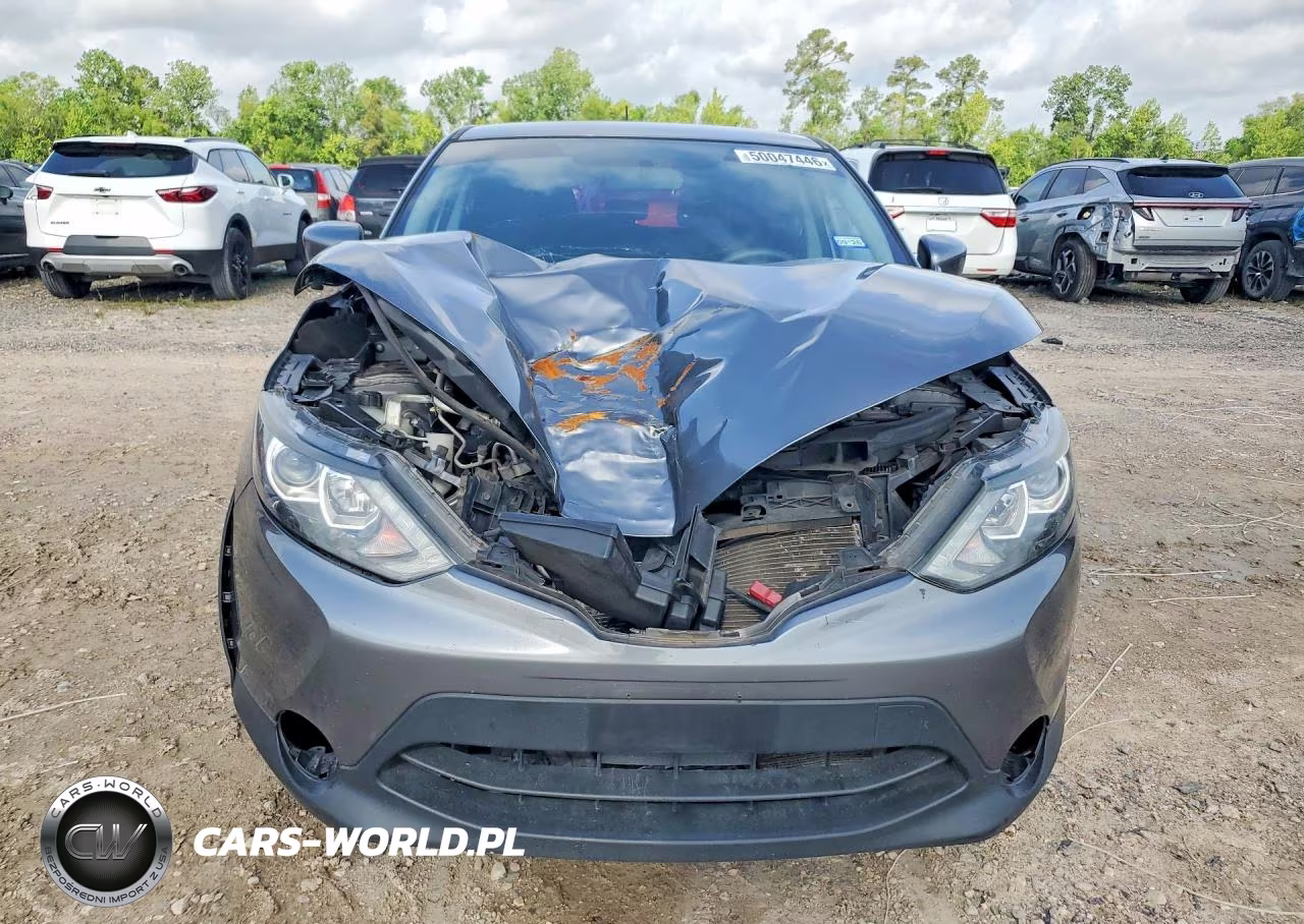2017 Nissan Rogue Sport S VIN:JN1BJ1CP5HW016579 - 5