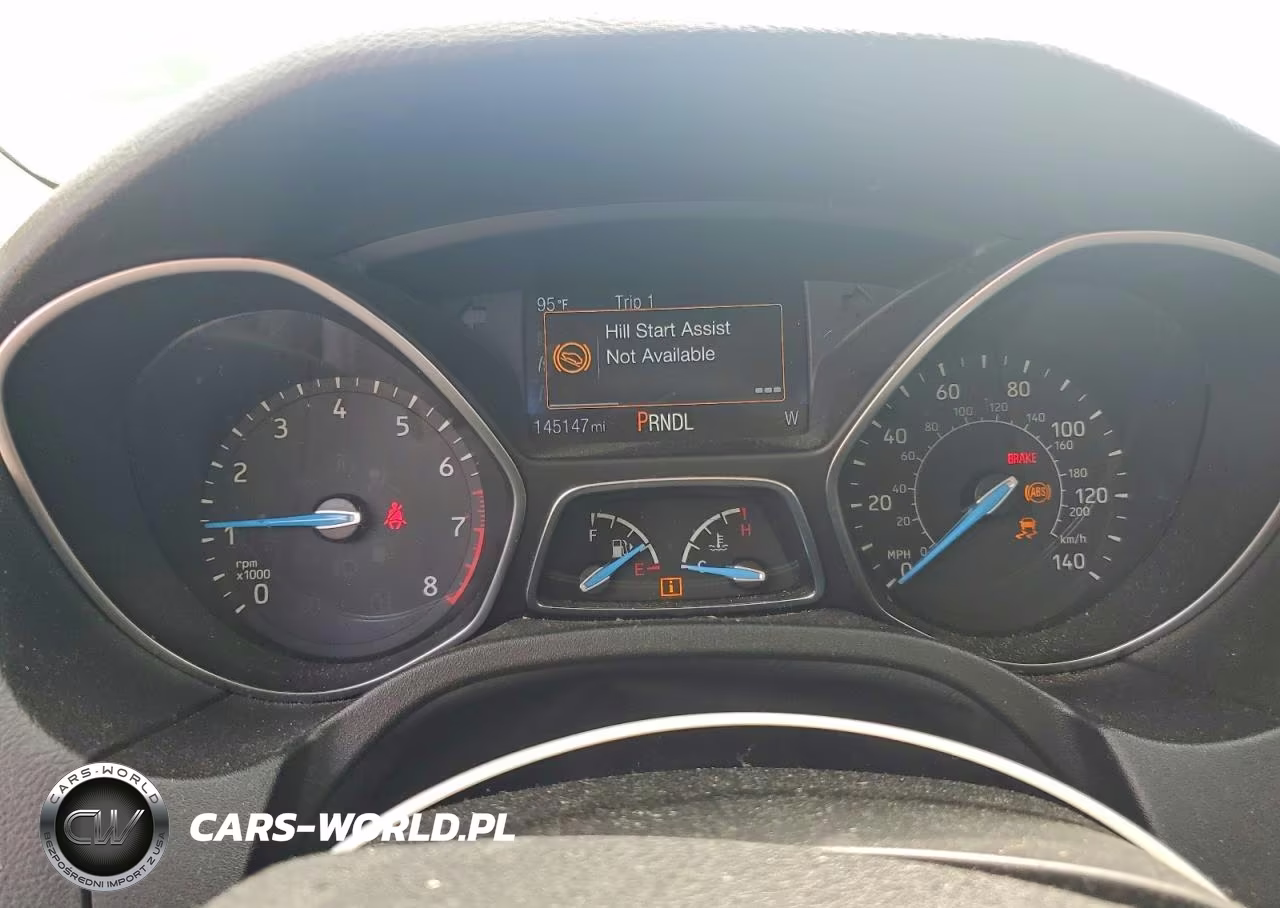 2016 Ford Focus Se VIN:1FADP3F27GL367399 - 9