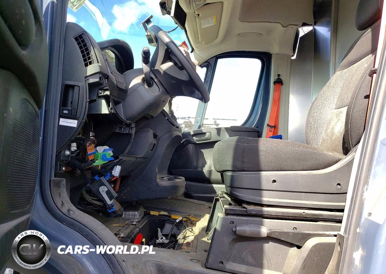 2020 Ram Promaster 3500 Delivery Van VIN:3C6URVJG5LE129144 - 7