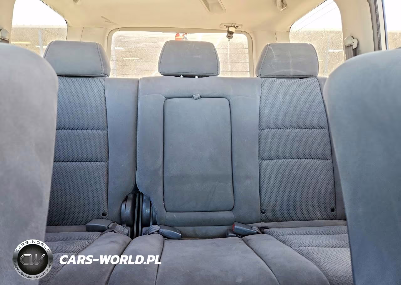 2008 Honda Pilot Se VIN:5FNYF28308B021813 - 10