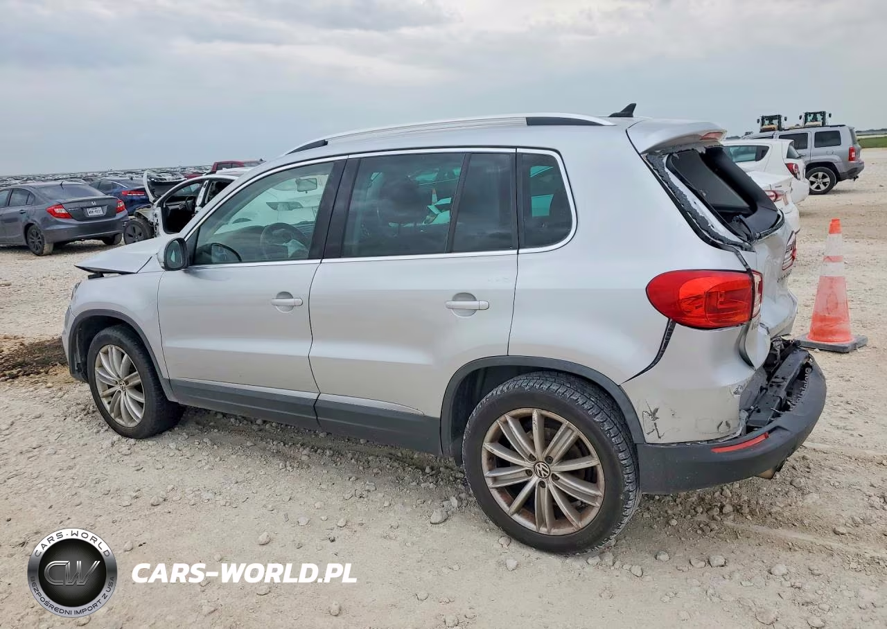 2012 Volkswagen Tiguan S VIN:WVGAV7AX2CW557936 - 2