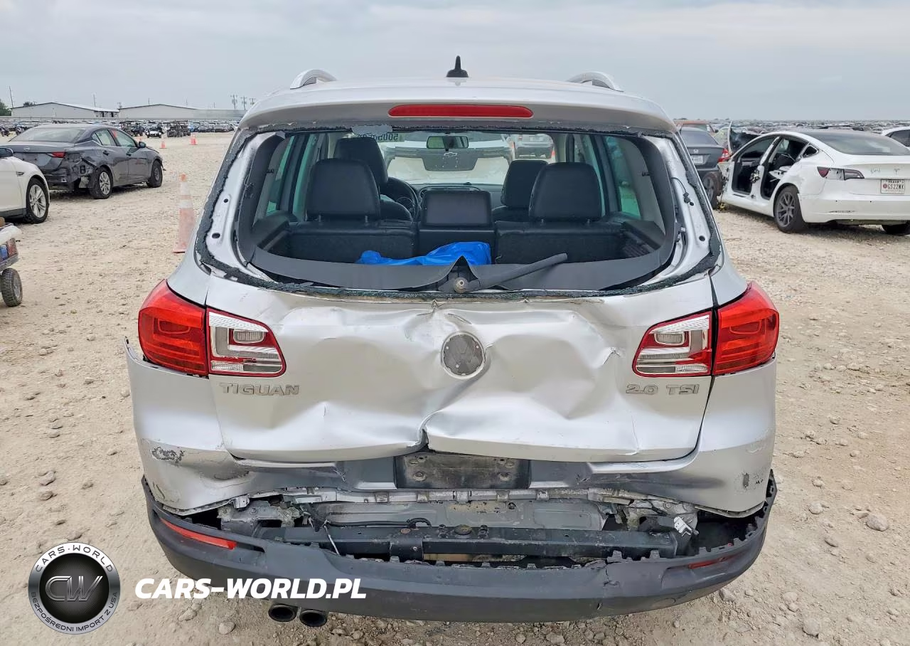 2012 Volkswagen Tiguan S VIN:WVGAV7AX2CW557936 - 6