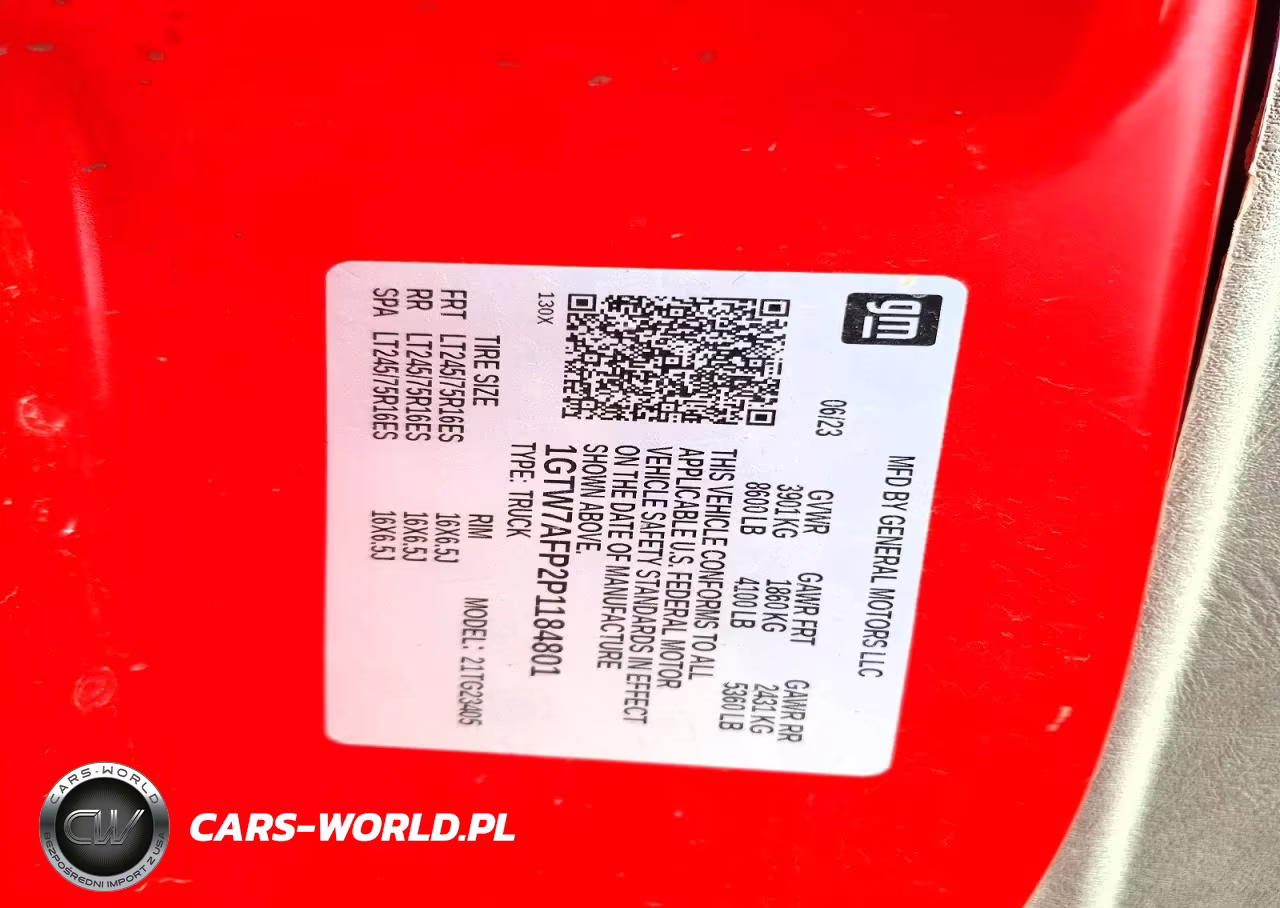 2023 GMC Savana G2500 VIN:1GTW7AFP2P1184801 - 13