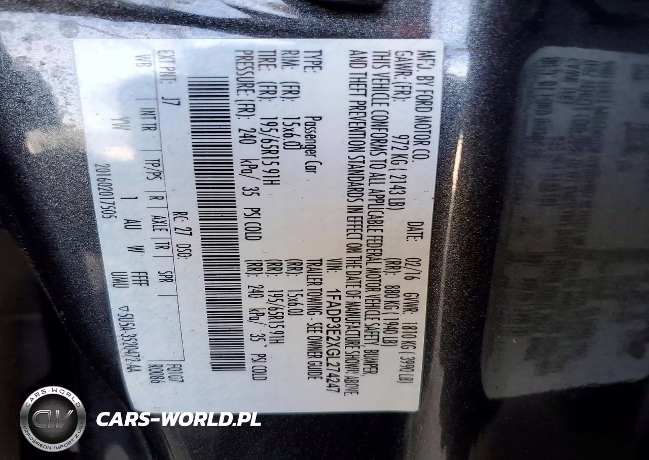 2016 Ford Focus S VIN:1FADP3E2XGL274247 - 12