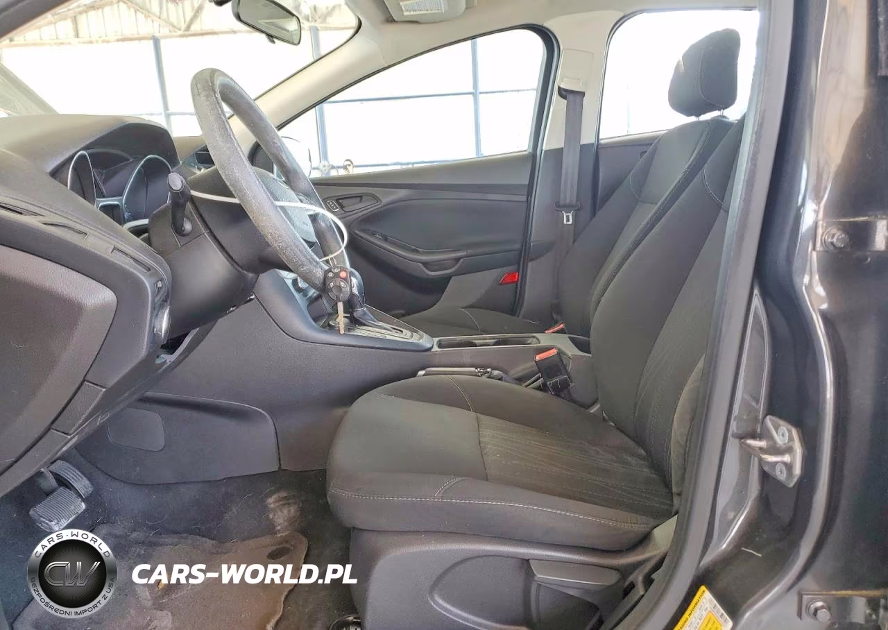 2016 Ford Focus S VIN:1FADP3E2XGL274247 - 7