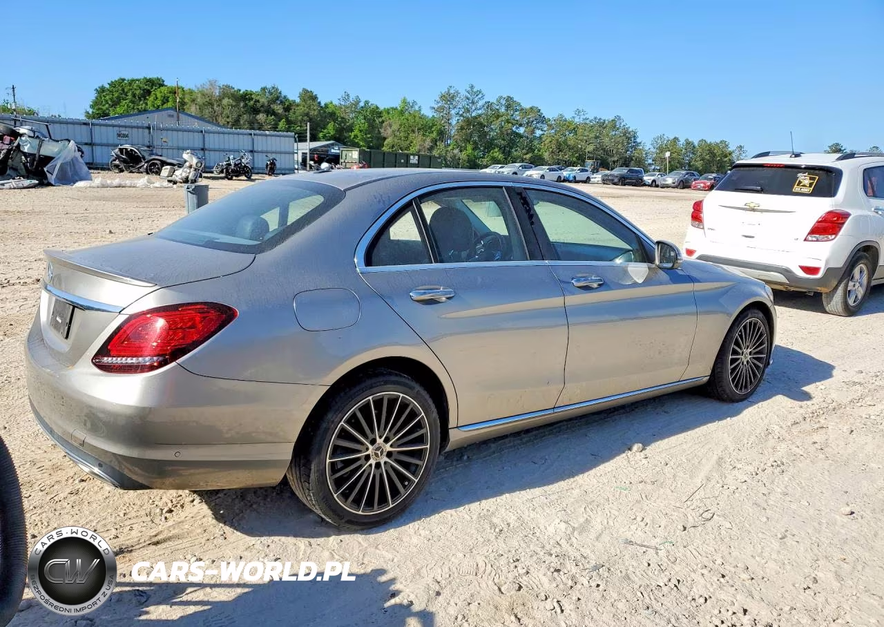 2020 Mercedes-Benz C 300 VIN:55SWF8DB2LU323778 - 3