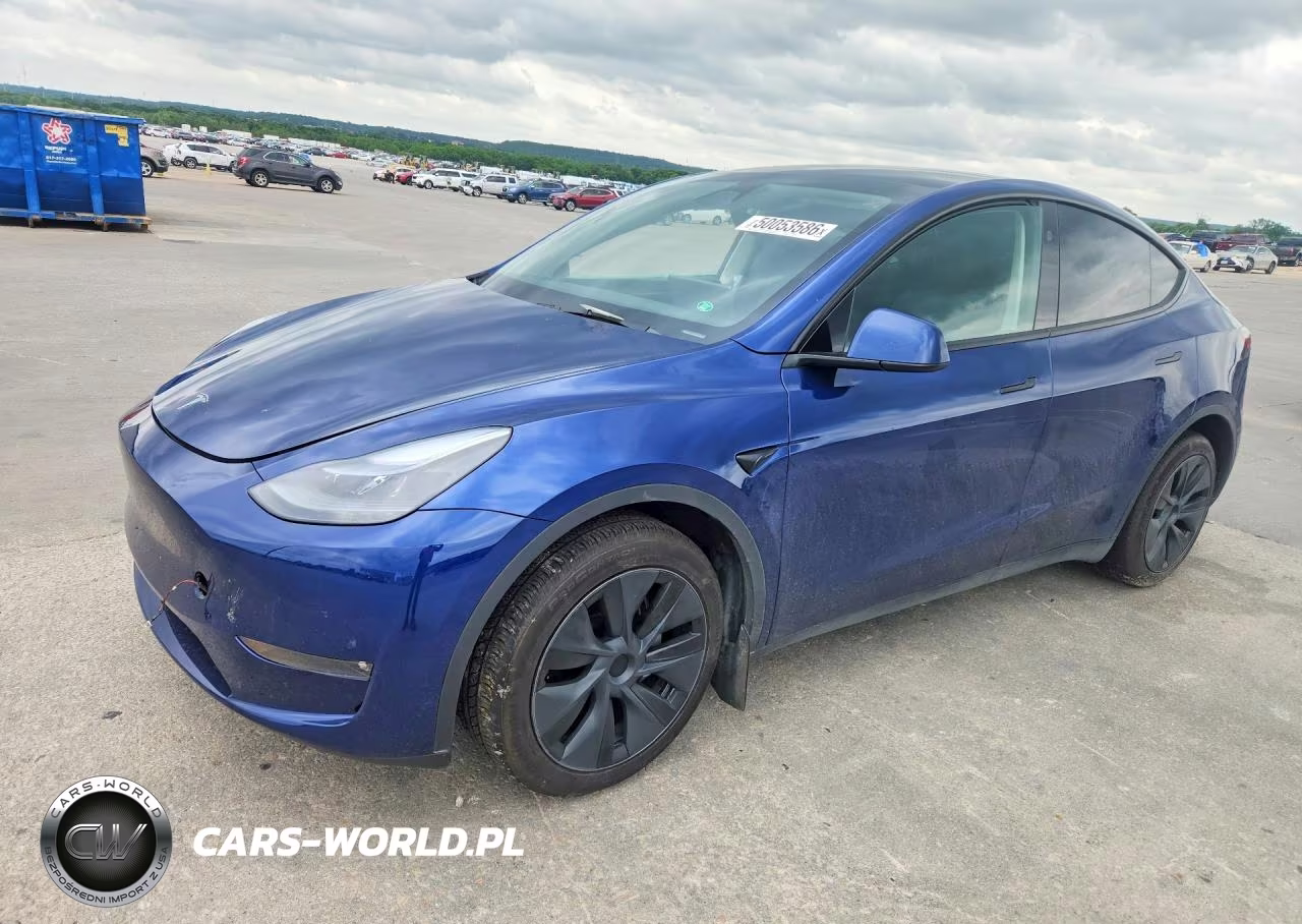 2024 Tesla Model Y – zdjęcie 1 z 12