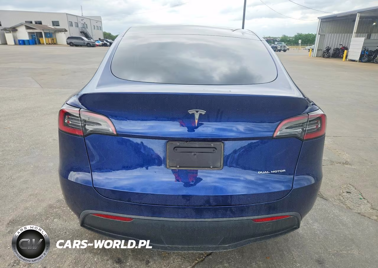 2024 Tesla Model Y VIN:7SAYGDEE8RF201611 - 6