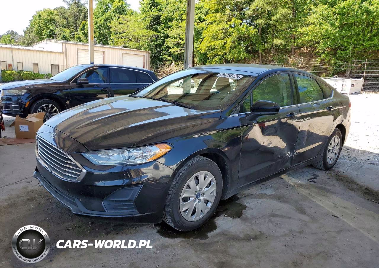 2019 Ford Fusion S – zdjęcie 1 z 12