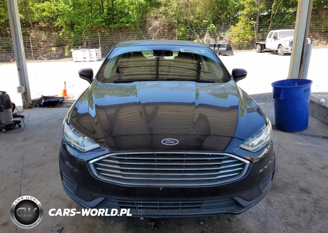 2019 Ford Fusion S VIN:3FA6P0G74KR245725 - 5