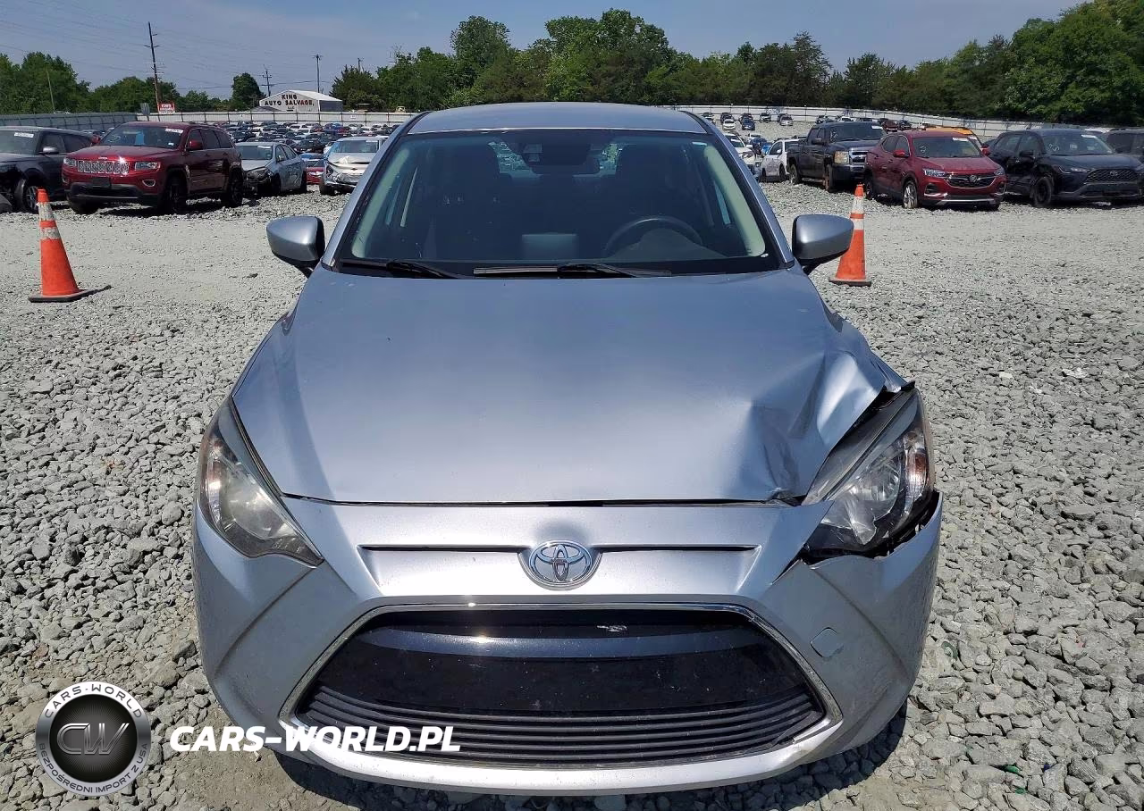 2018 Toyota Yaris Ia Base VIN:3MYDLBYV5JY325885 - 5