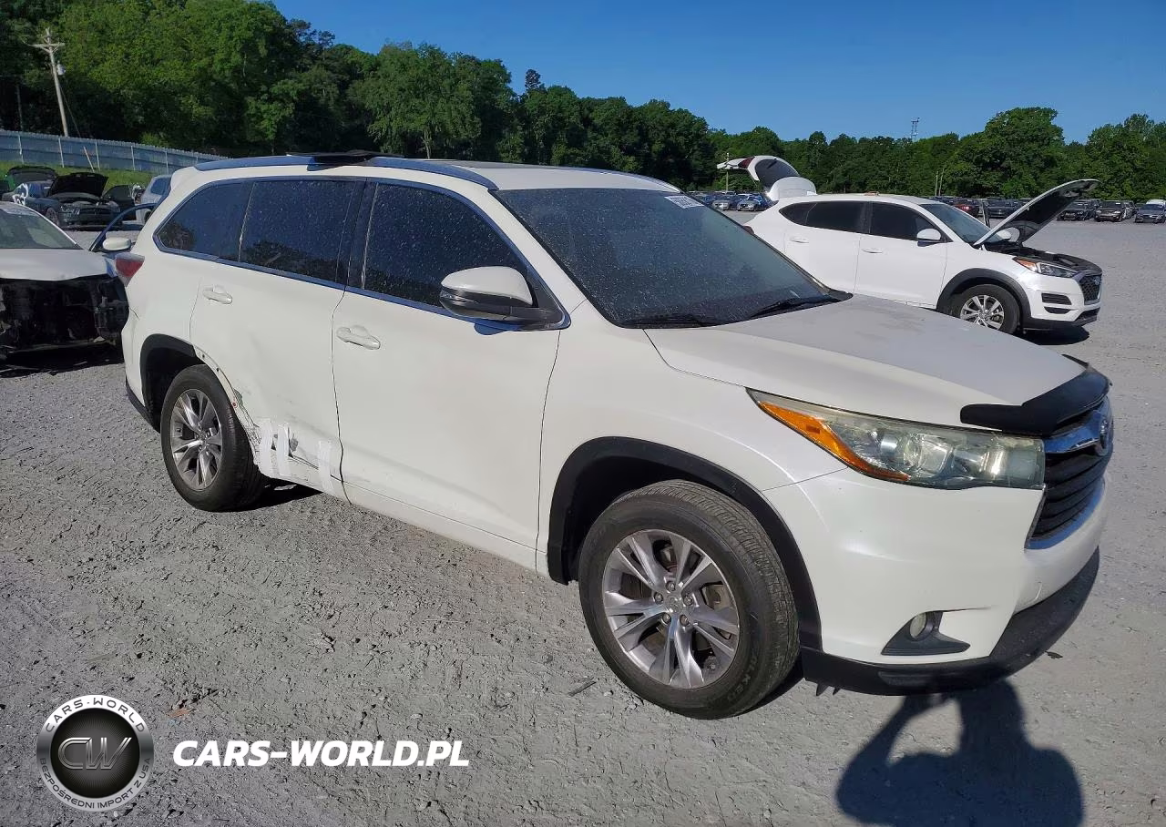 2015 Toyota Highlander Xle VIN:5TDKKRFH4FS072314 - 4