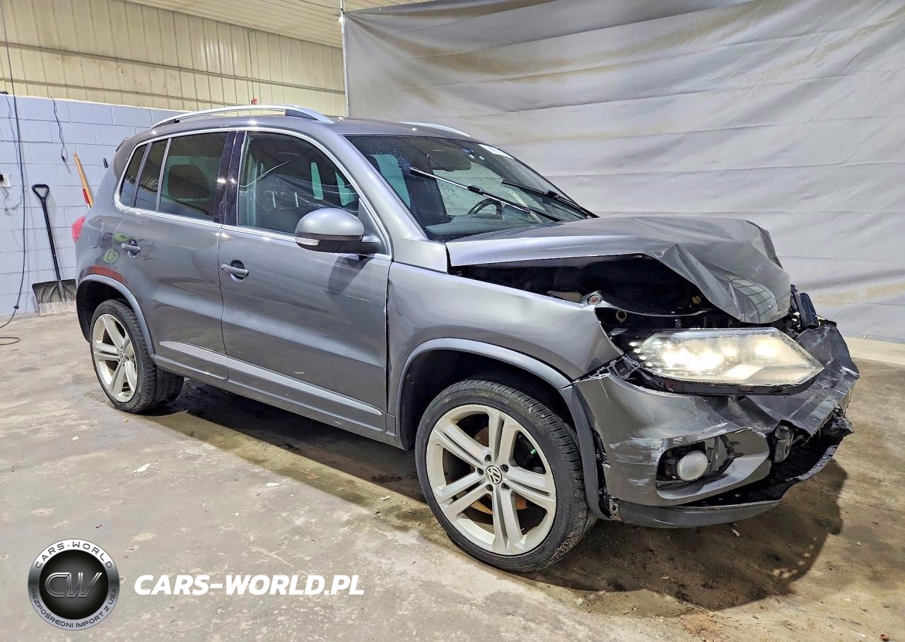2014 Volkswagen Tiguan S VIN:WVGBV3AXXEW058799 - 4