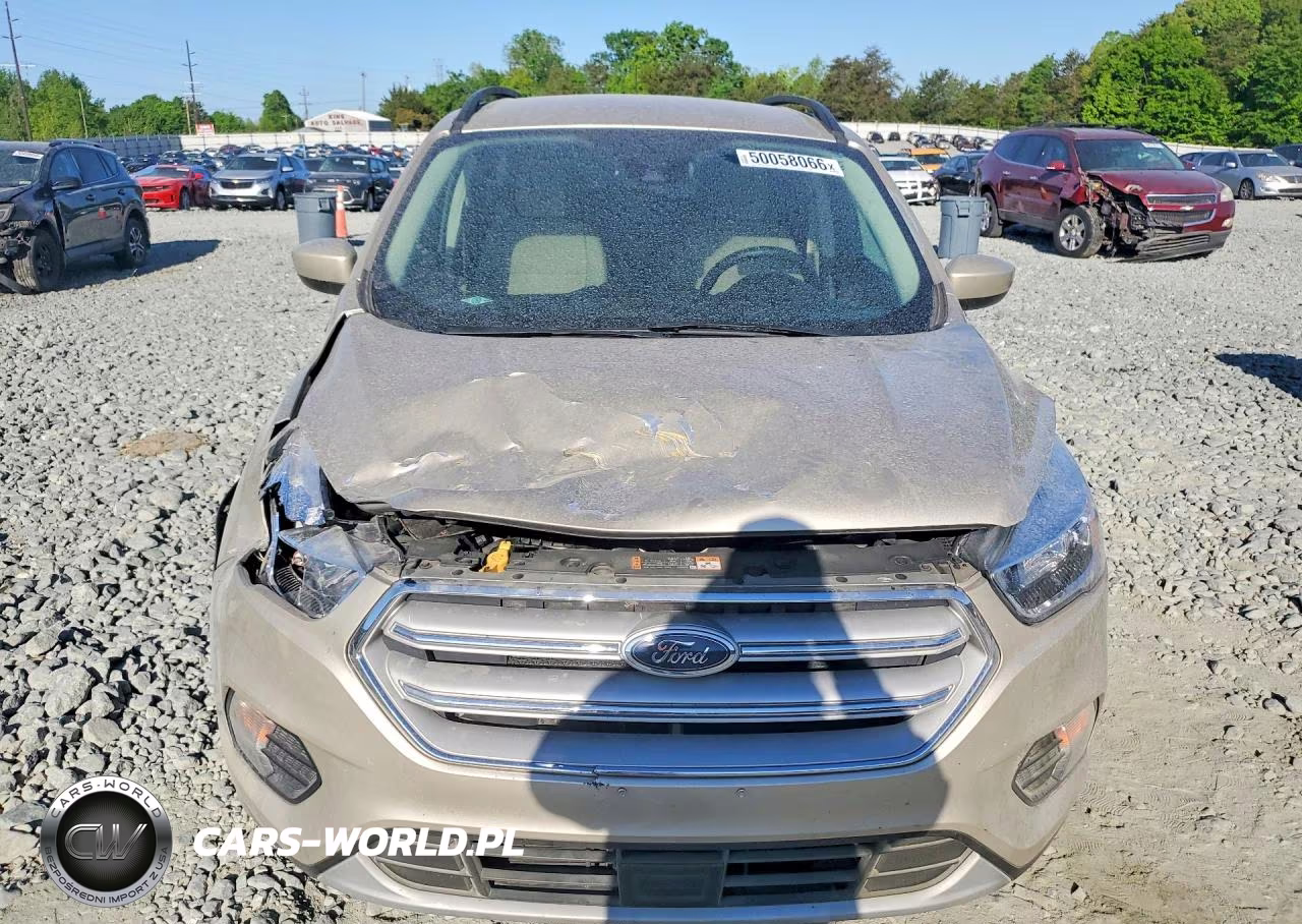 2018 Ford Escape Se VIN:1FMCU0GD8JUB76715 - 5