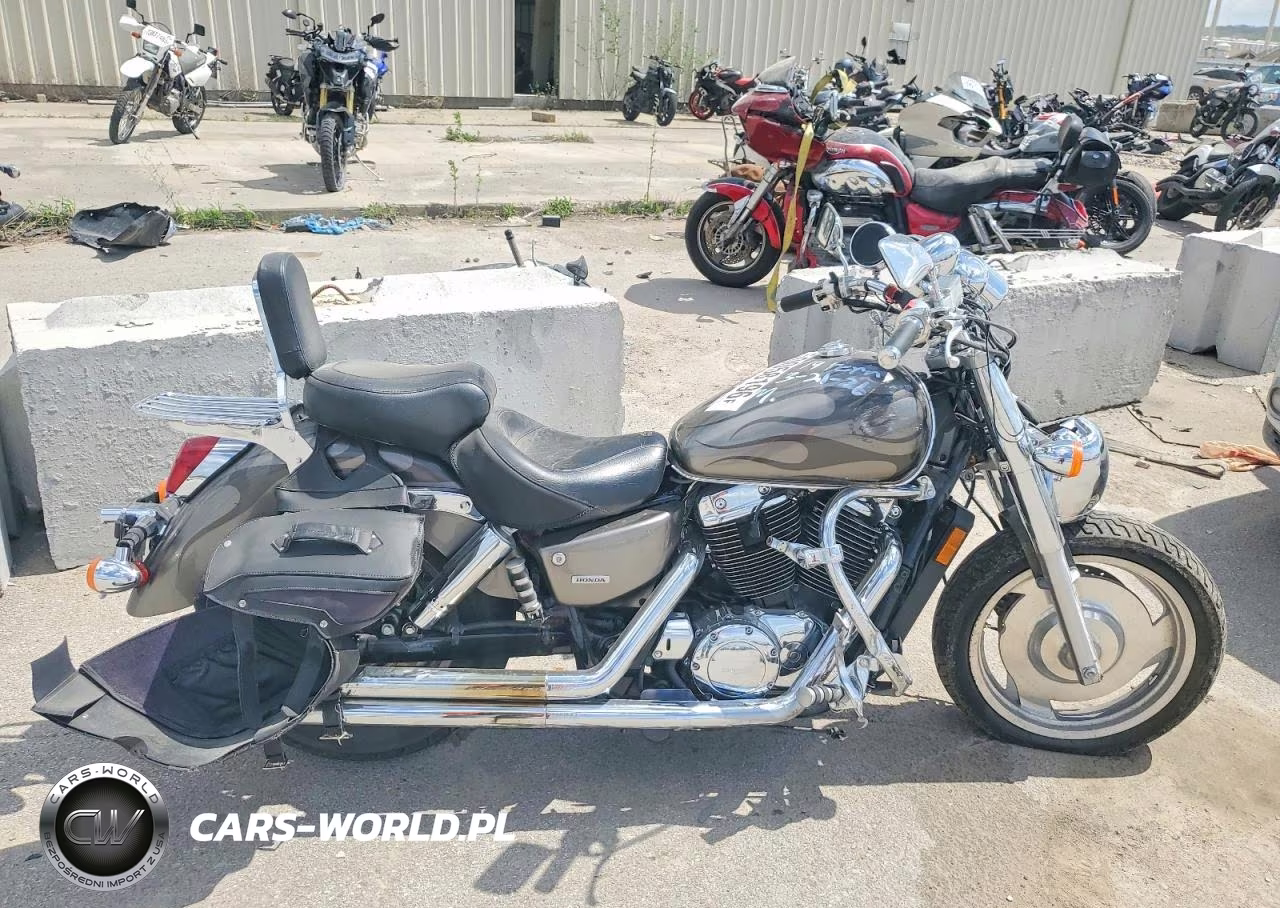 2006 Honda Vt1100 C2