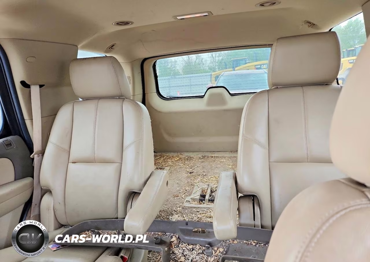 2014 Chevrolet Tahoe K1500 Lt VIN:1GNSKBE0XER175678 - 10