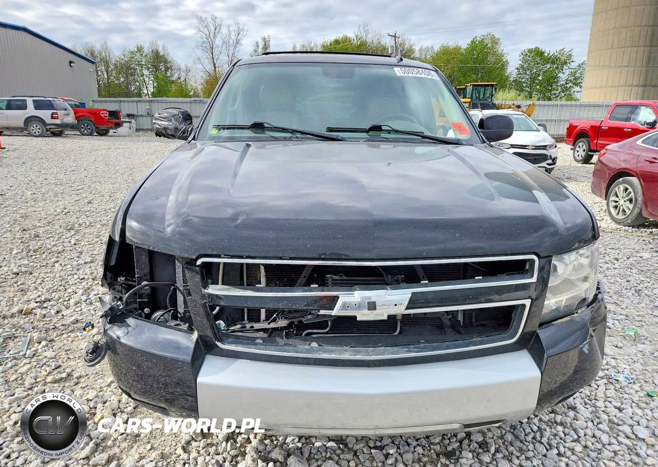 2014 Chevrolet Tahoe K1500 Lt VIN:1GNSKBE0XER175678 - 5