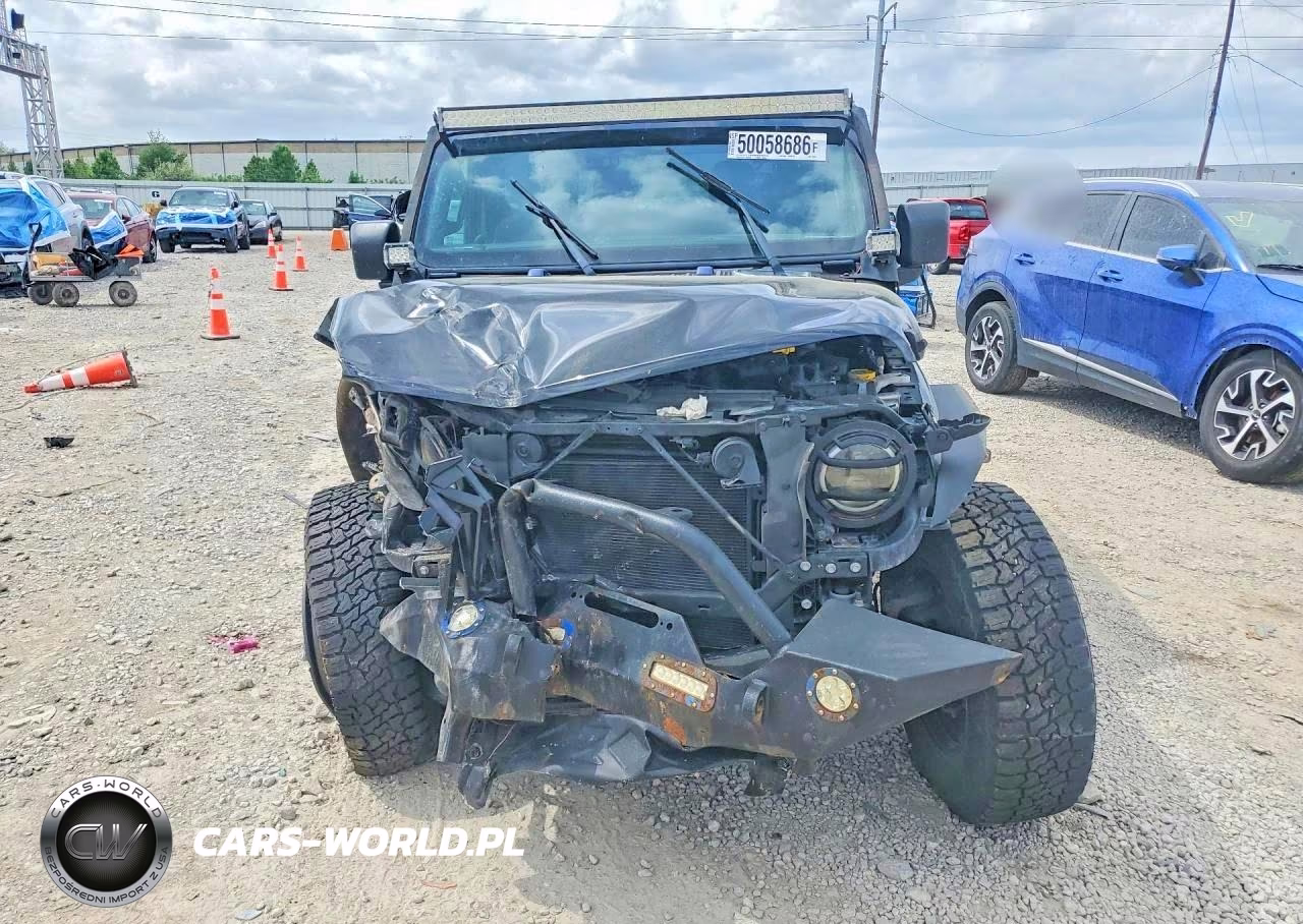 2018 Jeep Wrangler Sport VIN:1C4GJXAG9JW162661 - 5