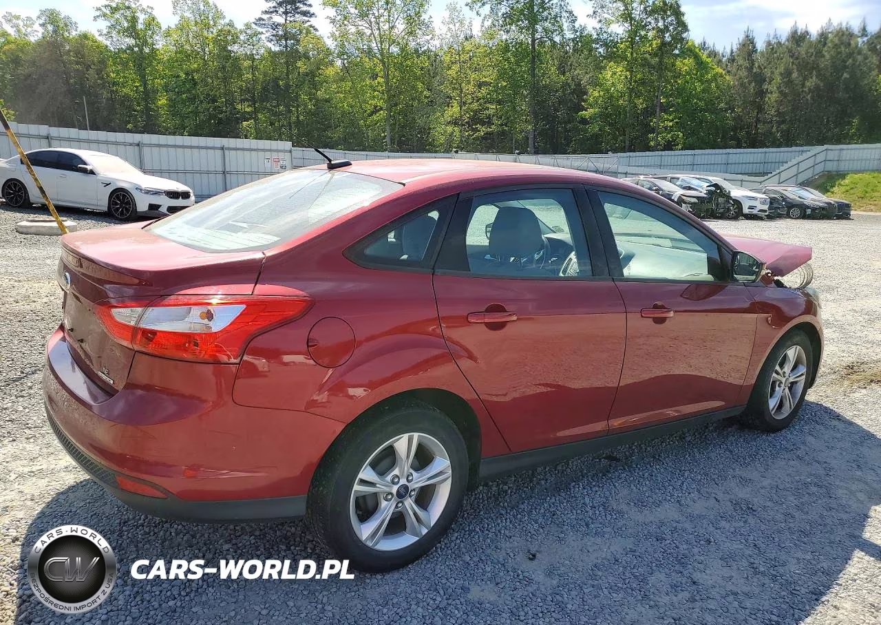 2013 Ford Focus Se VIN:1FADP3F26DL294960 - 3