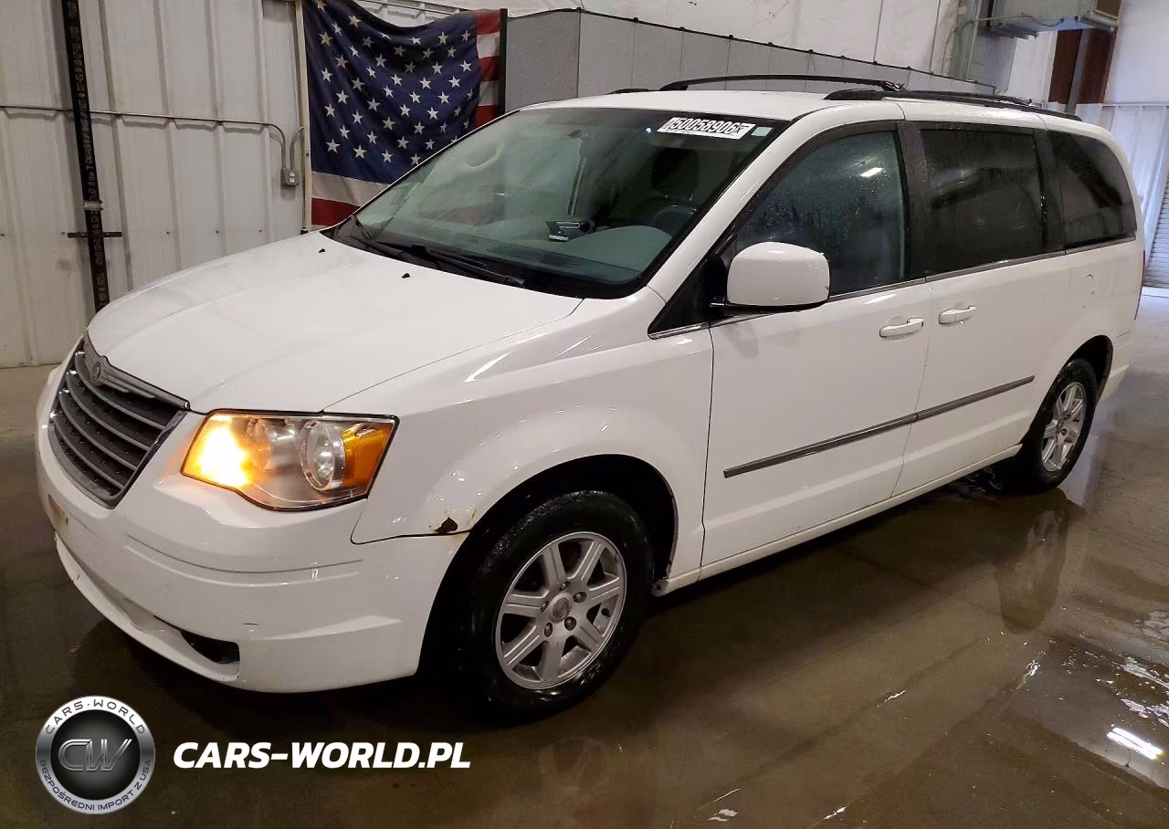 2010 Chrysler Town & Country Touring