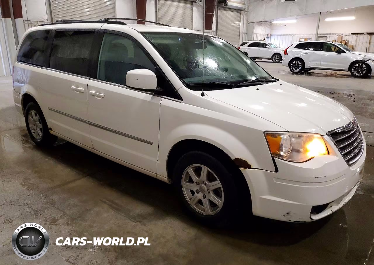 2010 Chrysler Town & Country Touring VIN:2A4RR5D15AR478770 - 4