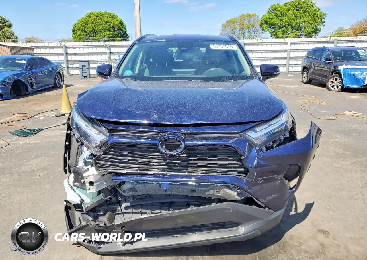2024 Toyota Rav4 Xle VIN:2T3W1RFV1RW351104 - 5