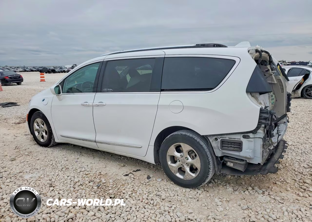 2018 Chrysler Pacifica Hybrid Touring L VIN:2C4RC1L77JR258312 - 2