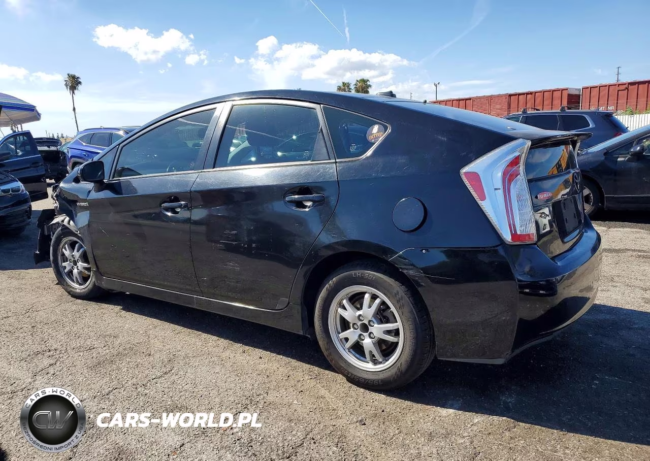 2012 Toyota Prius Four VIN:JTDKN3DU3C5375915 - 2
