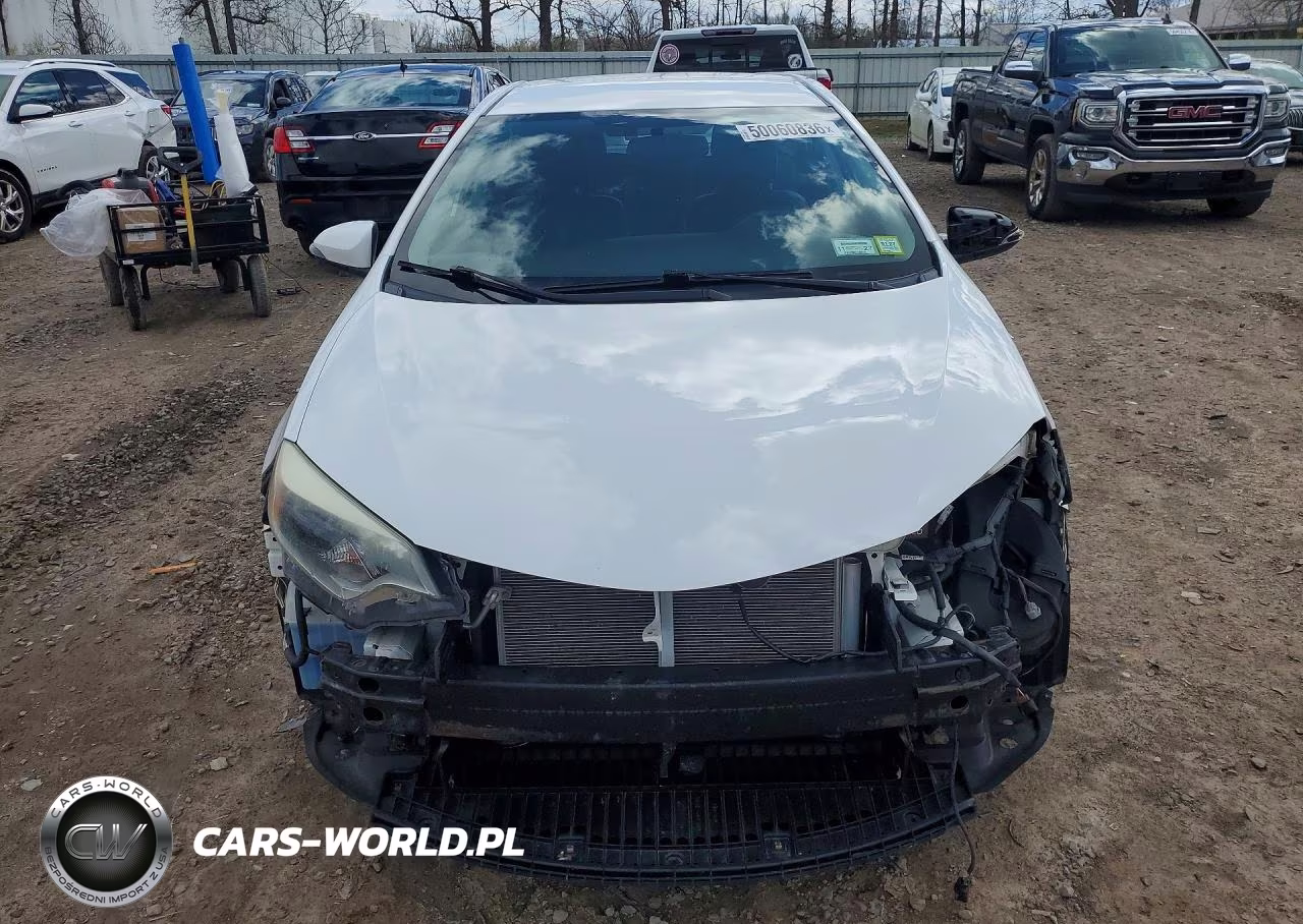 2015 Toyota Corolla S Plus VIN:2T1BURHE5FC254111 - 5