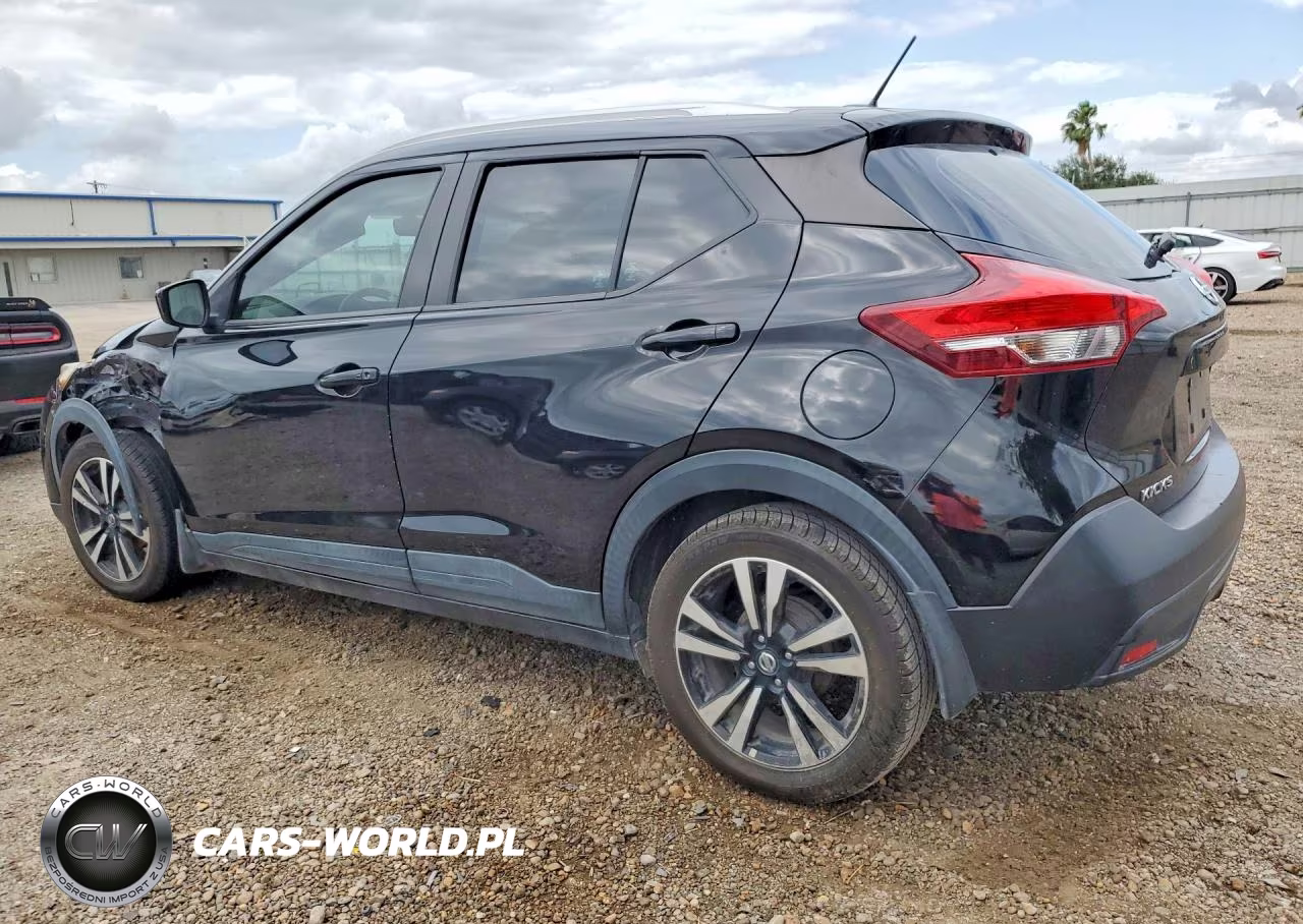 2018 Nissan Kicks Sv VIN:3N1CP5CU0JL511946 - 2