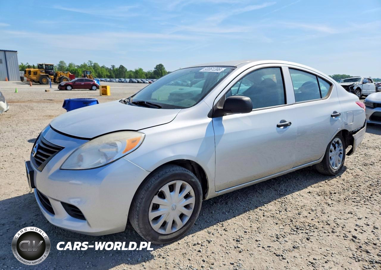 2013 Nissan Versa 1.6 S