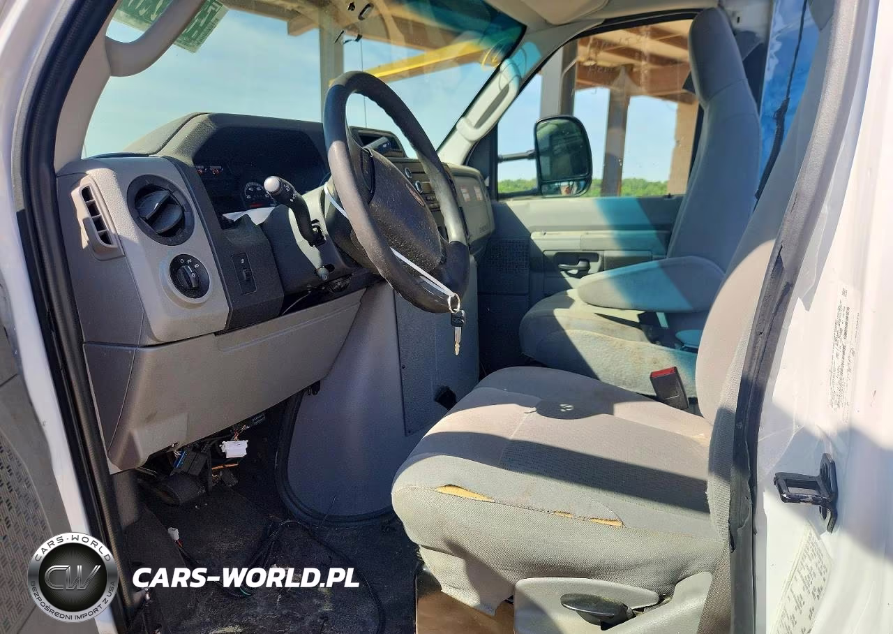 2018 Ford Econoline E450 Super Duty Cutaway Van VIN:1FDXE4FS0JDC23211 - 7