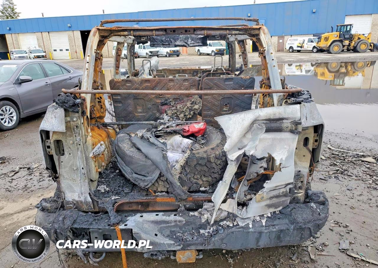 2023 Ford Bronco Base VIN:1FMEE5DP2PLC08526 - 6