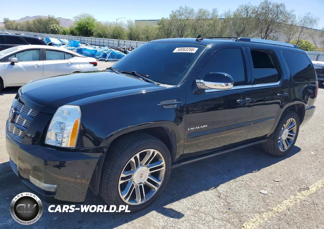 2013 Cadillac Escalade Premium