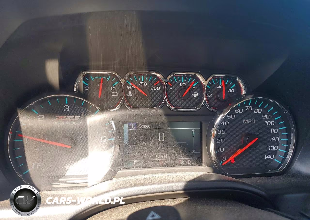 2018 Chevrolet Silverado K1500 Lt VIN:3GCUKREC2JG341481 - 9