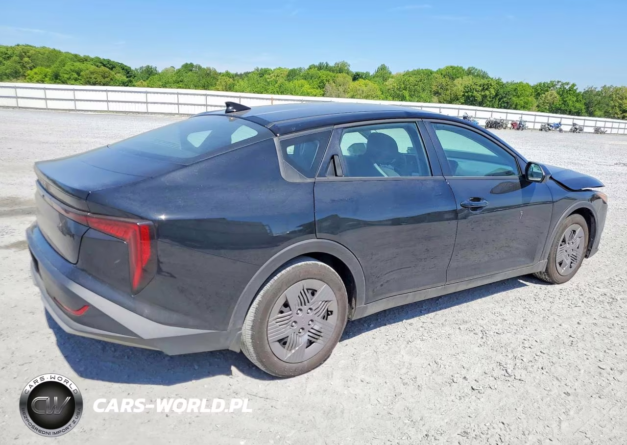 2025 Kia K4 Lx VIN:3KPFT4DE7SE158621 - 3
