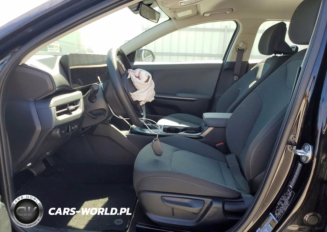 2025 Kia K4 Lx VIN:3KPFT4DE7SE158621 - 7