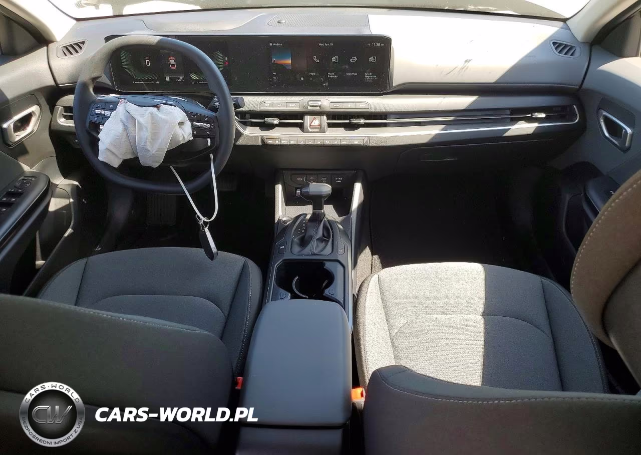 2025 Kia K4 Lx VIN:3KPFT4DE7SE158621 - 8
