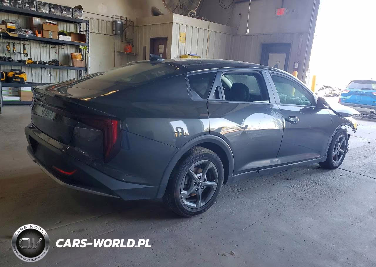 2025 Kia K4 Lxs VIN:3KPFT4DEXSE015565 - 3