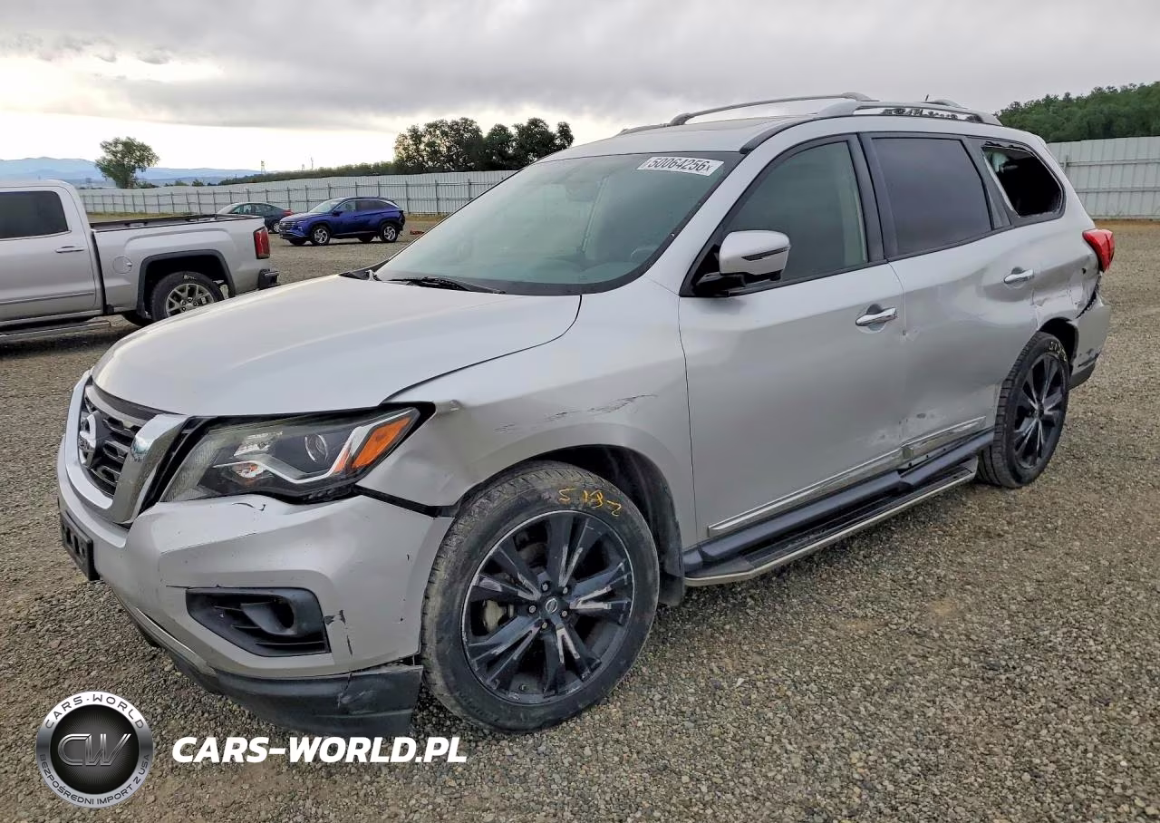 2018 Nissan Pathfinder Platinum – zdjęcie 1 z 13