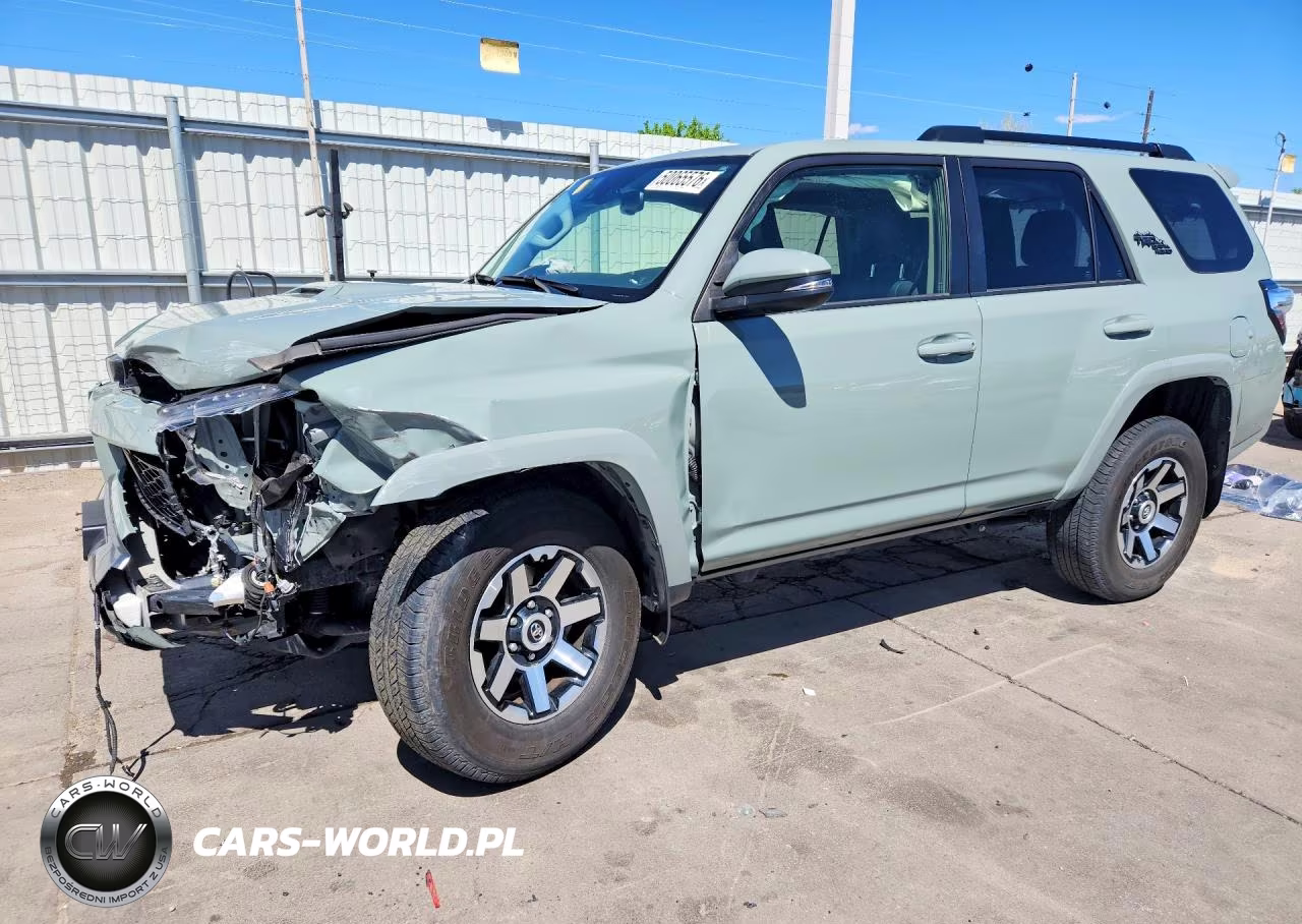 2022 Toyota 4Runner Trd Off-Road – zdjęcie 1 z 14