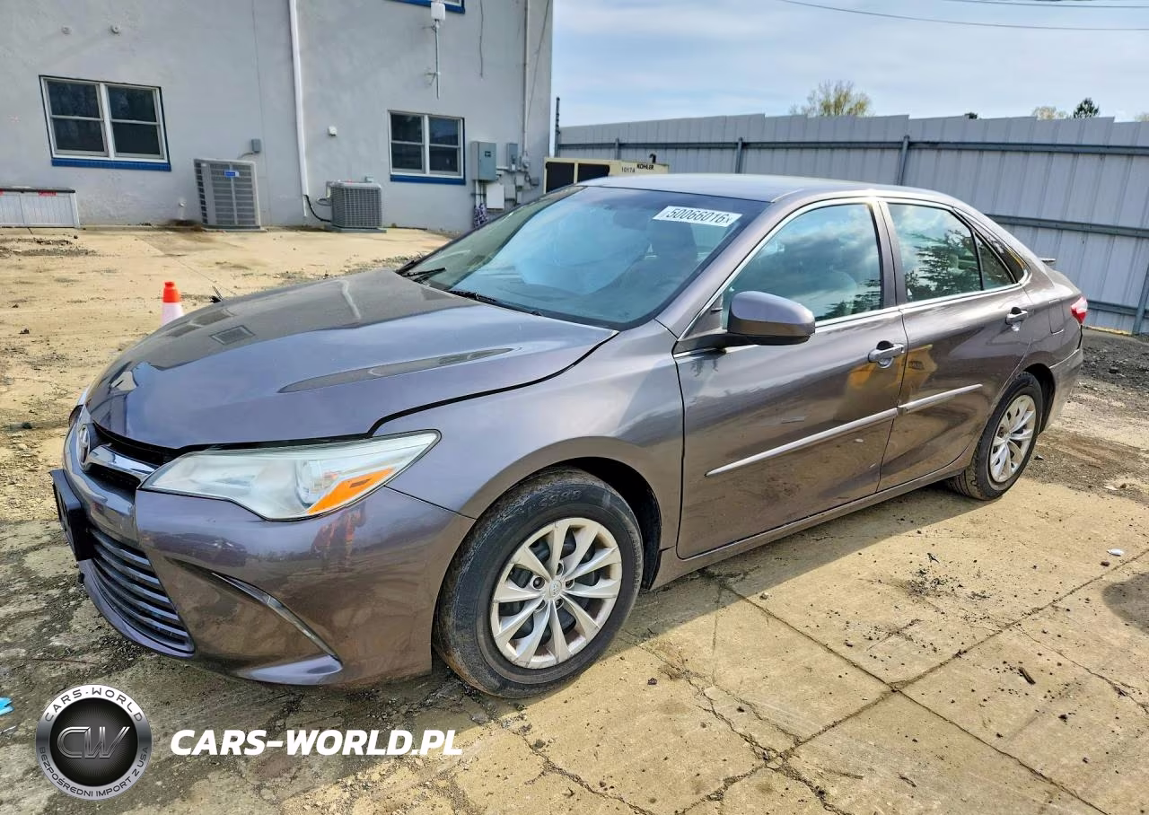 2016 Toyota Camry Le