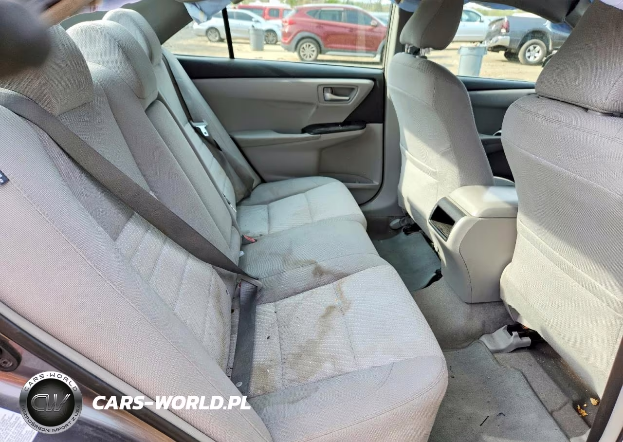 2016 Toyota Camry Le VIN:4T4BF1FK8GR553425 - 10