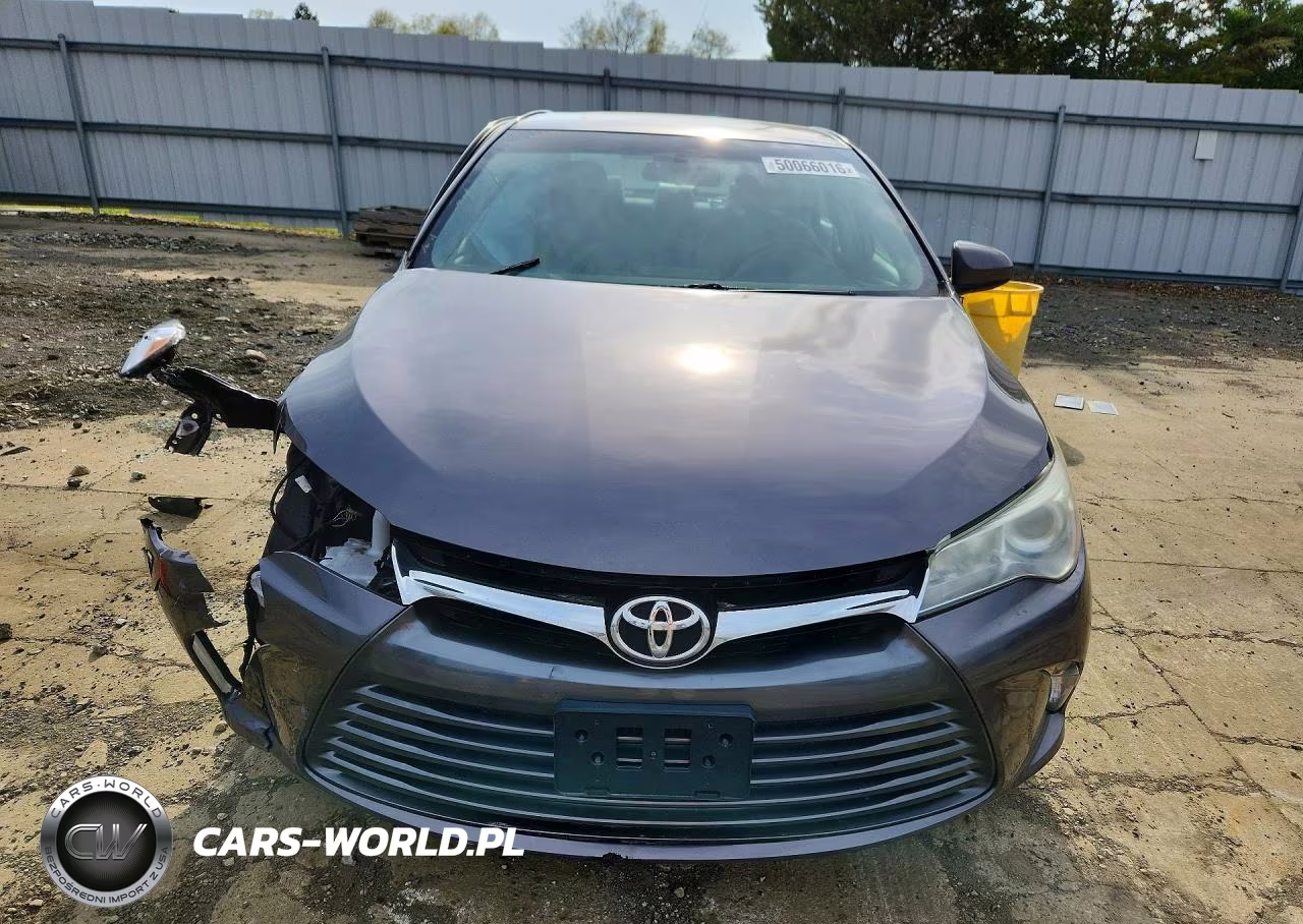 2016 Toyota Camry Le VIN:4T4BF1FK8GR553425 - 5