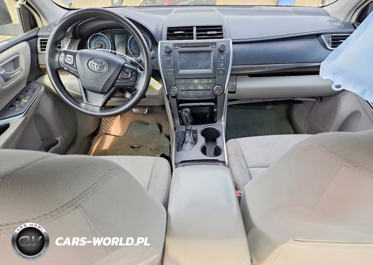 2016 Toyota Camry Le VIN:4T4BF1FK8GR553425 - 8