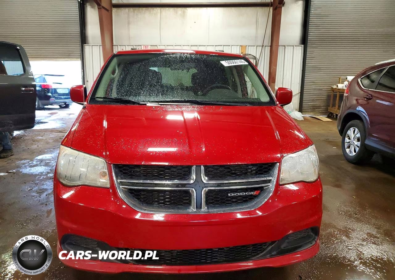 2013 Dodge Grand Caravan Sxt VIN:2C4RDGCG9DR820845 - 5