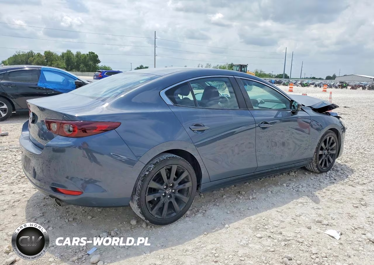 2022 Mazda 3 Preferred VIN:3MZBPACLXNM305202 - 3